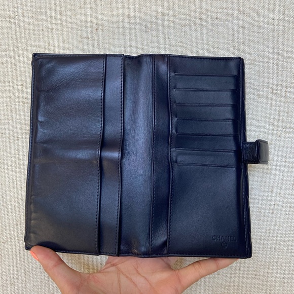 Chanel Navy Matelasse Bifold Snap Wallet - Picture 8 of 10